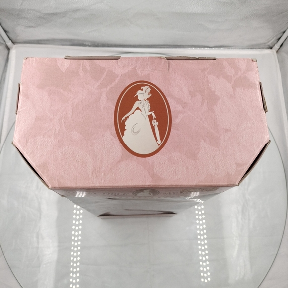 Collectible Memories 16" Genuine Porcelain Boy ''Fisherman Travis'' Doll (NIB) - Picture 10 of 11